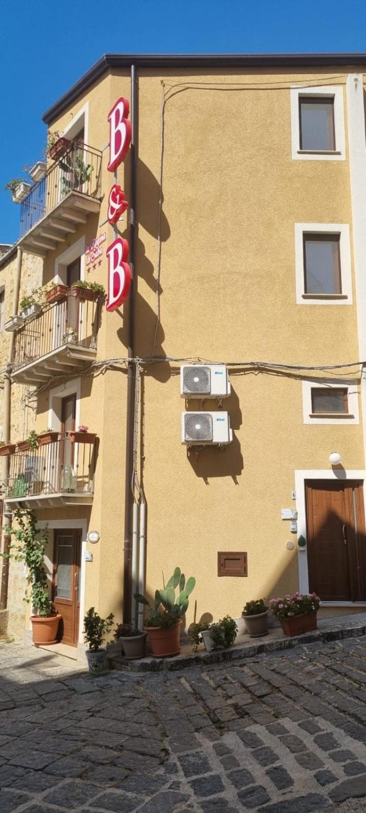 La Regina Di Saba Bed & Breakfast Piazza Armerina Exterior photo